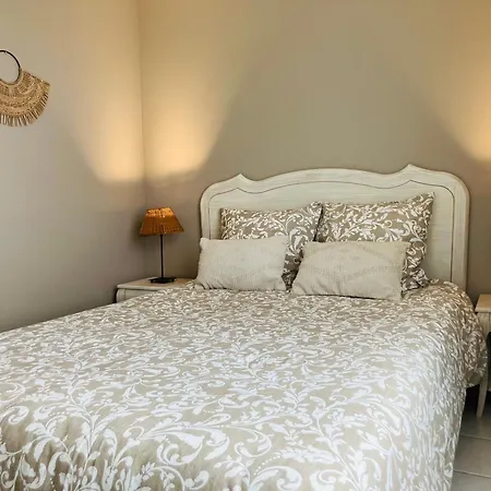 Appartement Vue Magnifique Sur Les Alpilles, Residence Avec Piscine Paradou Buitenkant foto